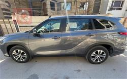 تۆیۆتا هایلاندەر